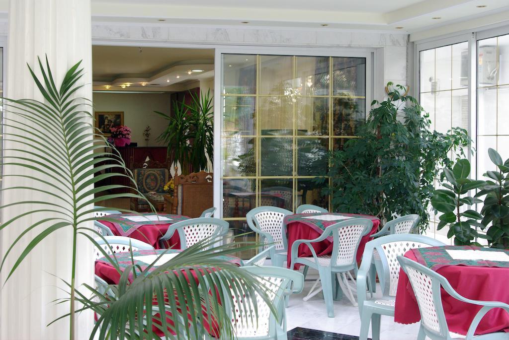 Hotel Chronis Paralía Dış mekan fotoğraf